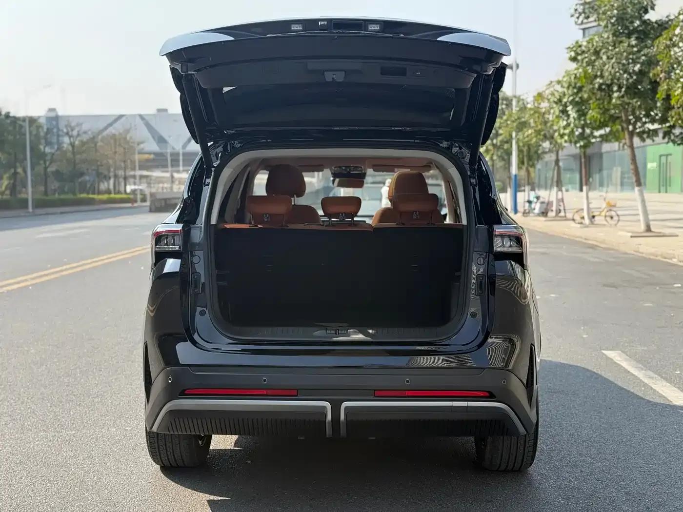 Jetour Mountain & Sea L7 2024 Model 1.5T 120km MAX 5-Seater — миниатюра 25
