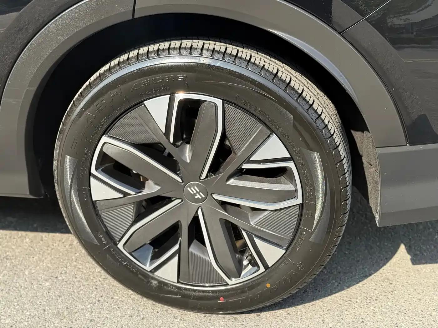 Jetour Mountain & Sea L7 2024 Model 1.5T 120km MAX 5-Seater — миниатюра 26