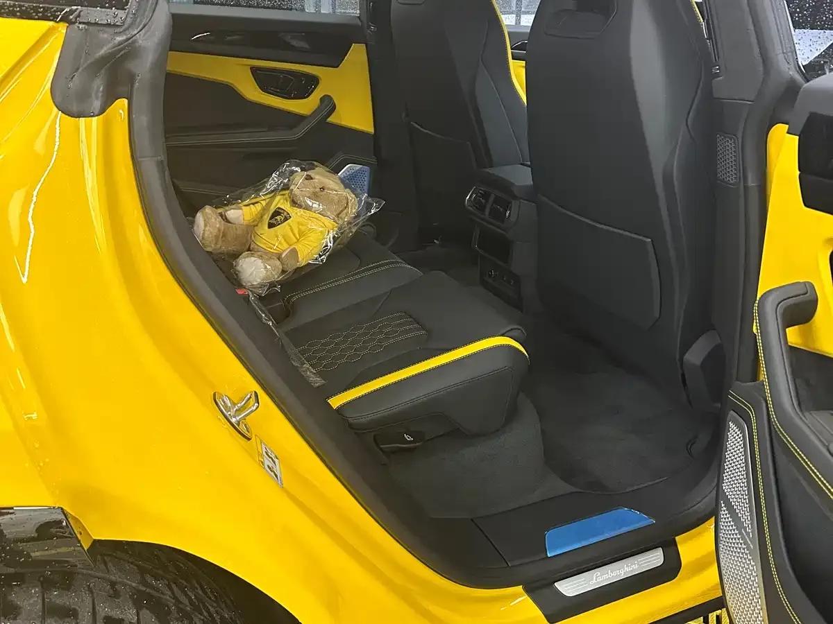 2025 Urus SE 4.0T Standard Edition — миниатюра 5