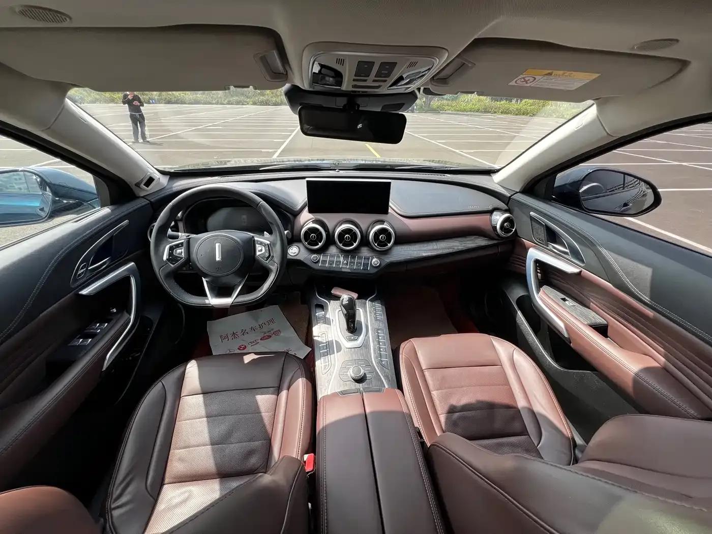 Weipai VV7 New Energy 2020 PHEV 2.0T Flagship Edition — миниатюра 9