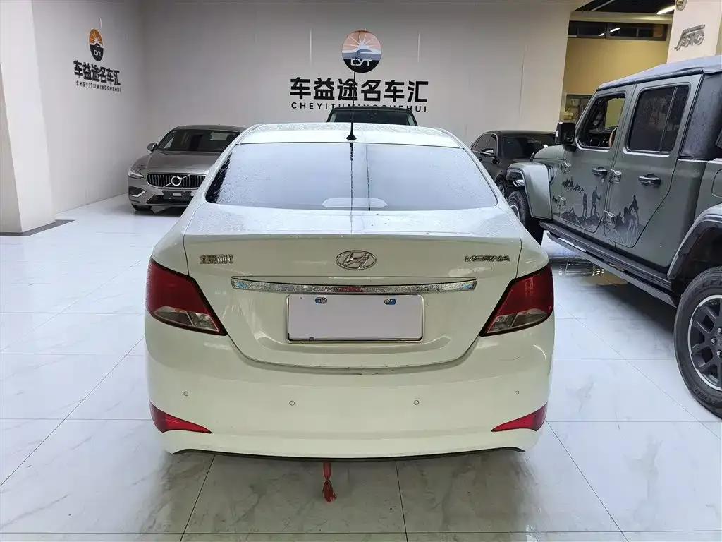 2014 Hyundai Reina 1.4L Automatic Leading Edition GLX — миниатюра 5