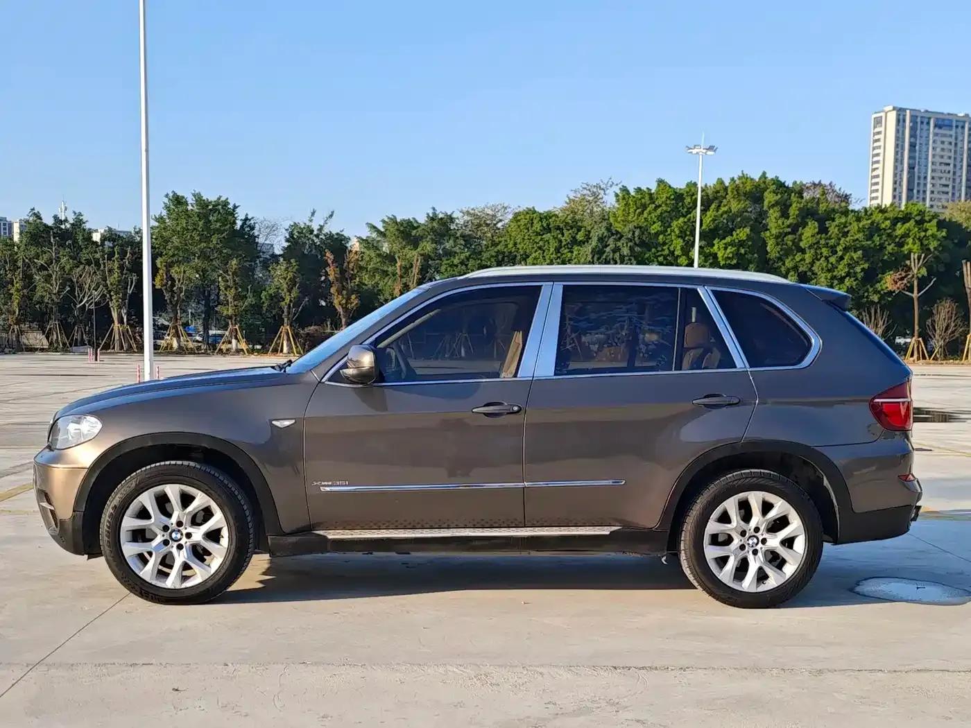 BMW X5 (Imported) 2011 US Spec — миниатюра 2