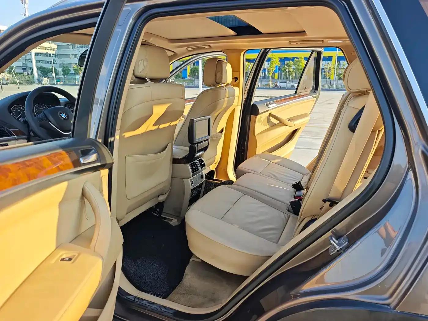 BMW X5 (Imported) 2011 US Spec — миниатюра 15