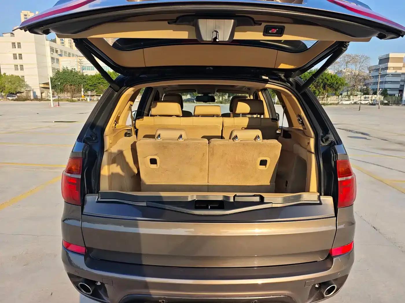 BMW X5 (Imported) 2011 US Spec — миниатюра 18