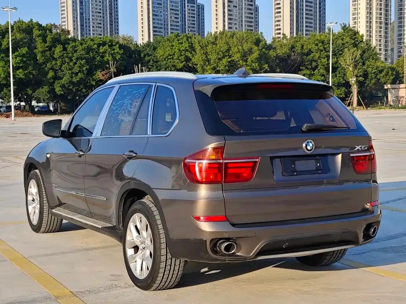 BMW X5 (Imported) 2011 US Spec — миниатюра 3