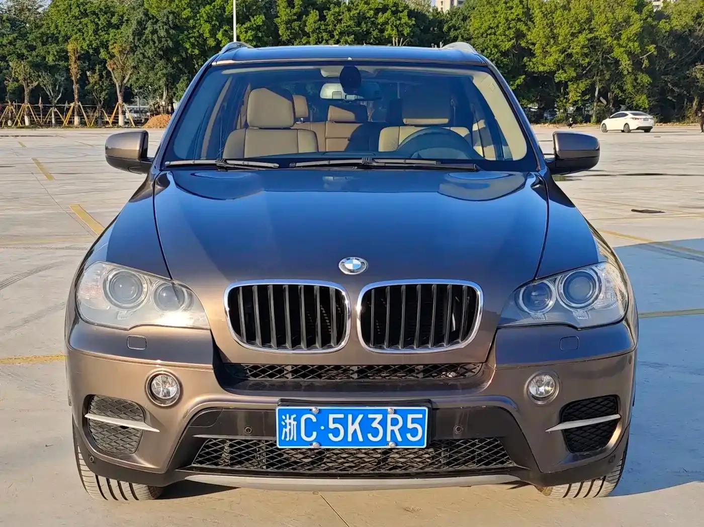 BMW X5 (Imported) 2011 US Spec — миниатюра 8
