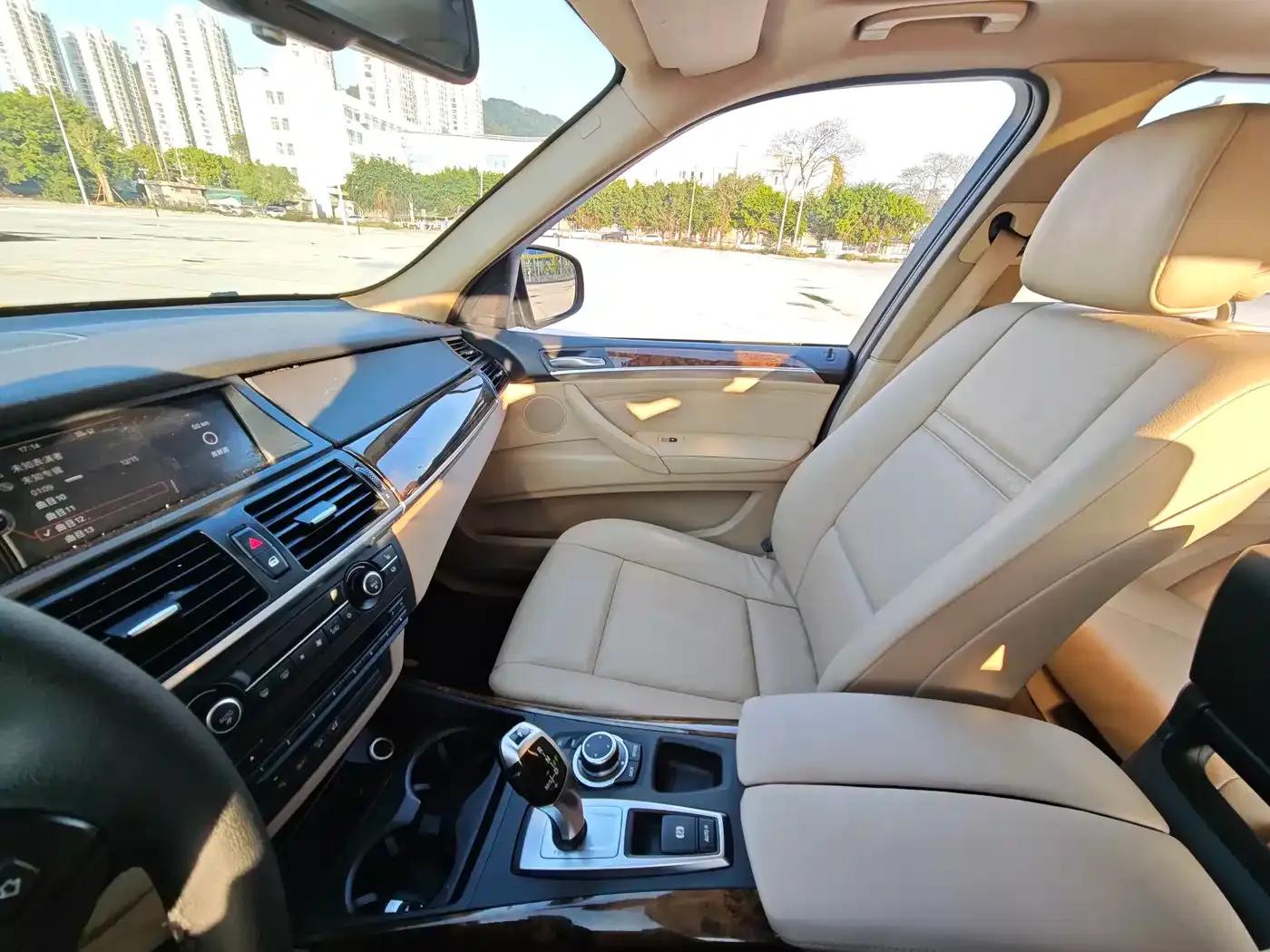 BMW X5 (Imported) 2011 US Spec — миниатюра 10