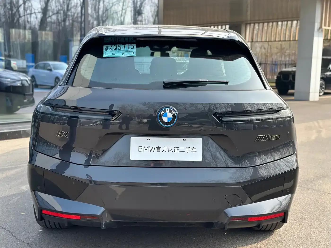 BMW iX M60 2023 M60 — миниатюра 5
