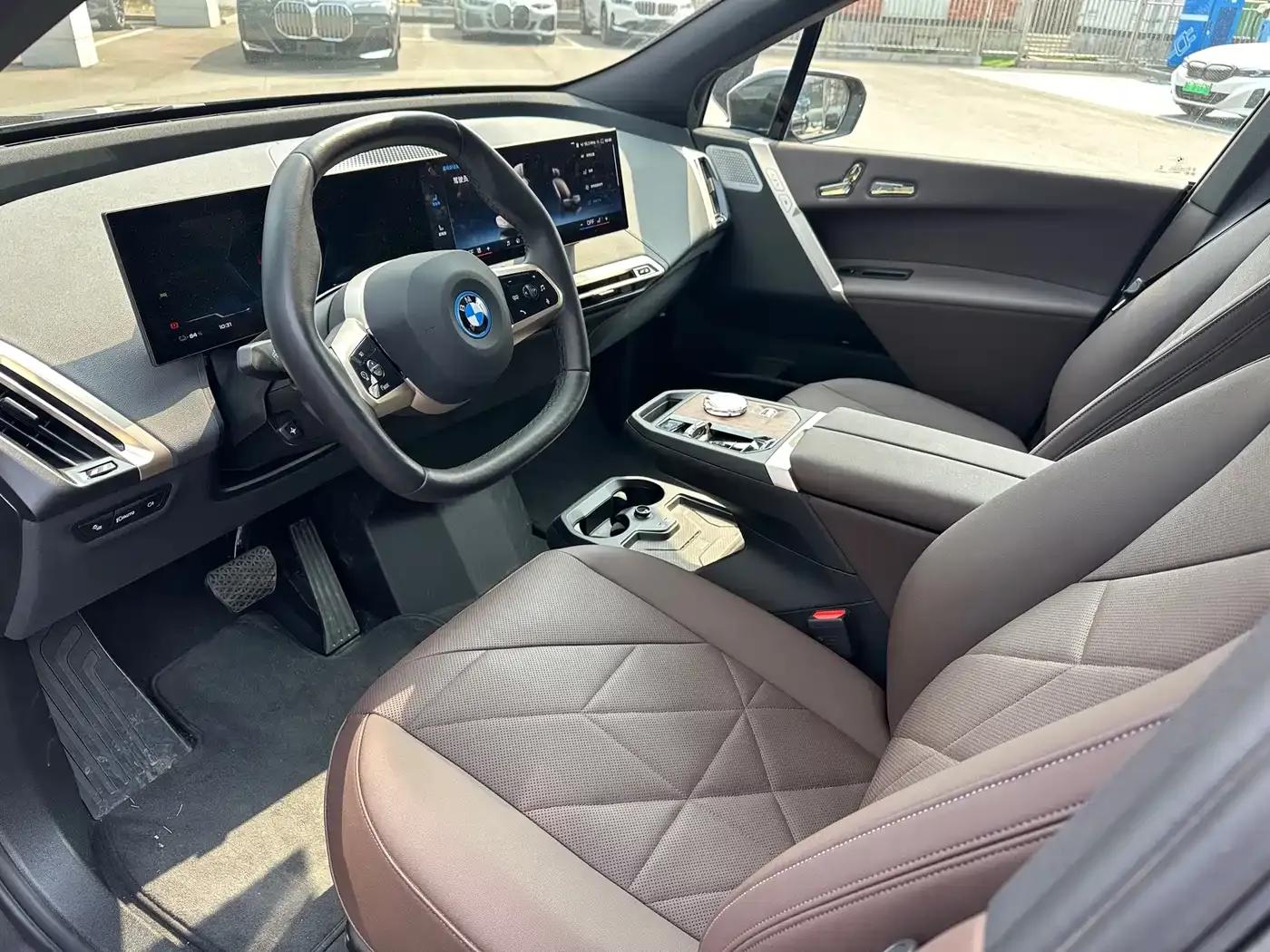 BMW iX M60 2023 M60 — миниатюра 10