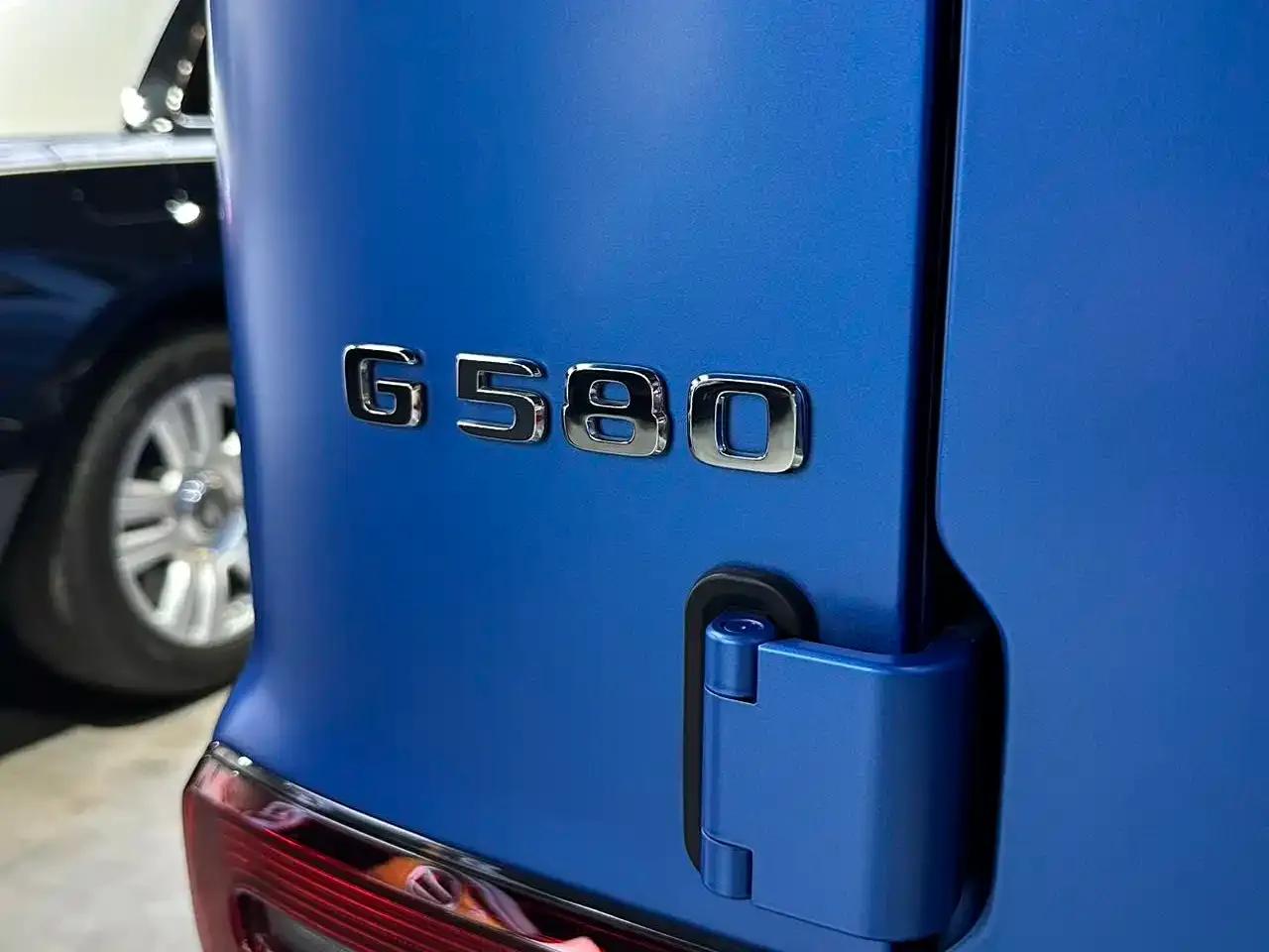 Mercedes-Benz G-Class PHEV 2025 G580 First Edition — миниатюра 11