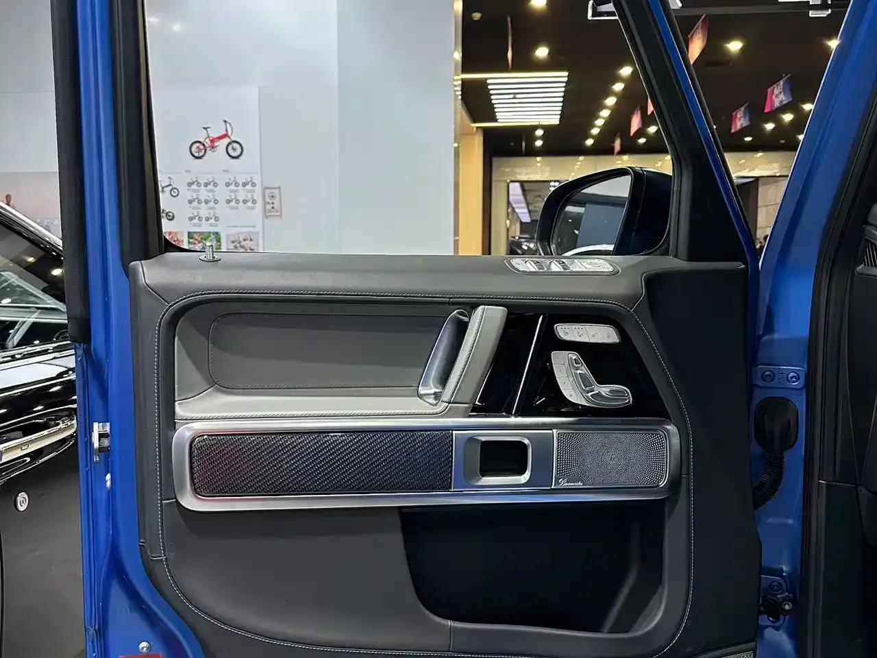 Mercedes-Benz G-Class PHEV 2025 G580 First Edition — миниатюра 14