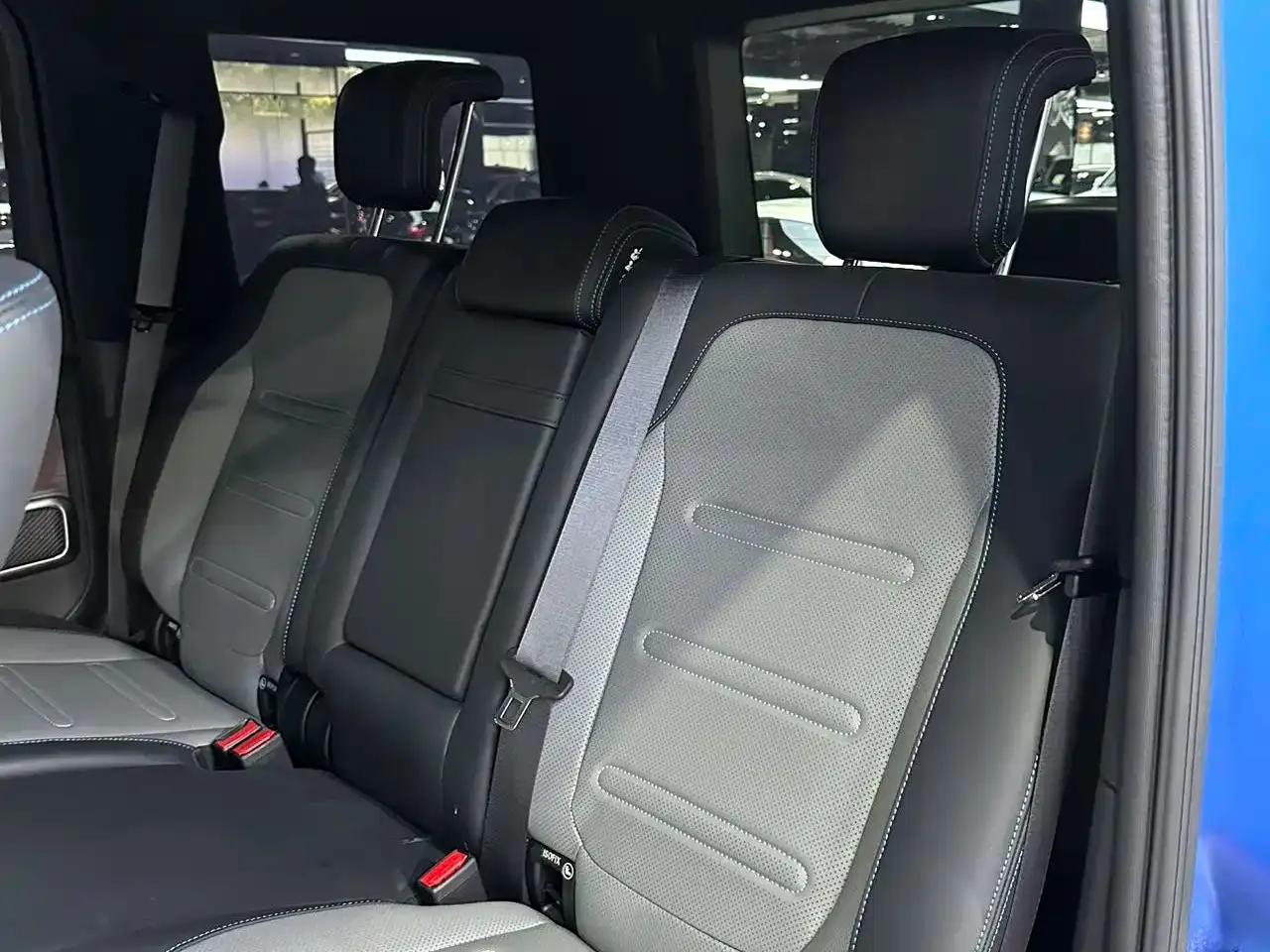 Mercedes-Benz G-Class PHEV 2025 G580 First Edition — миниатюра 23