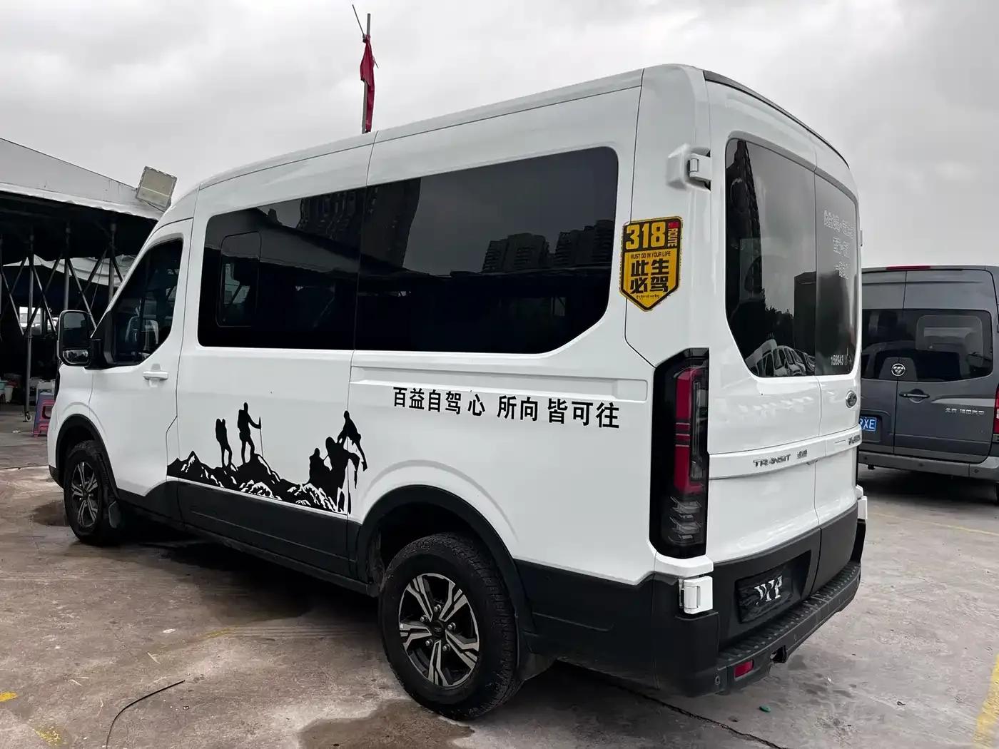Ford Transit T8 2024 T8 2.3T Diesel Manual Mid-Wheelbase Mid-Roof 9-Seater Business Travel Edition 2/2/2/3 — миниатюра 10