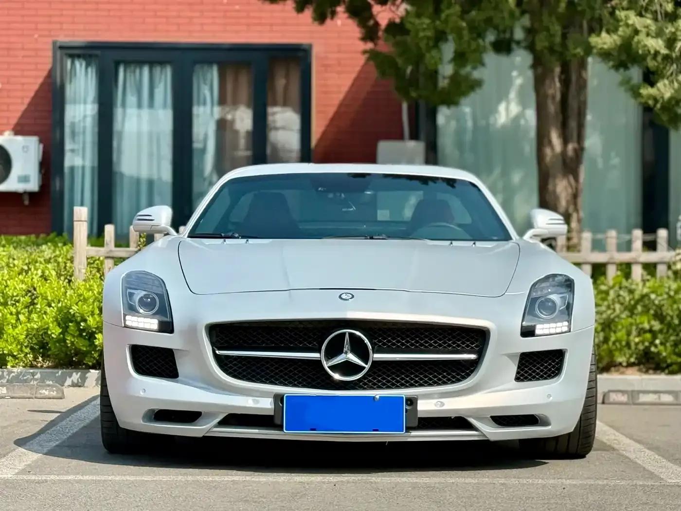 2011 Mercedes-Benz SLS AMG — миниатюра 2