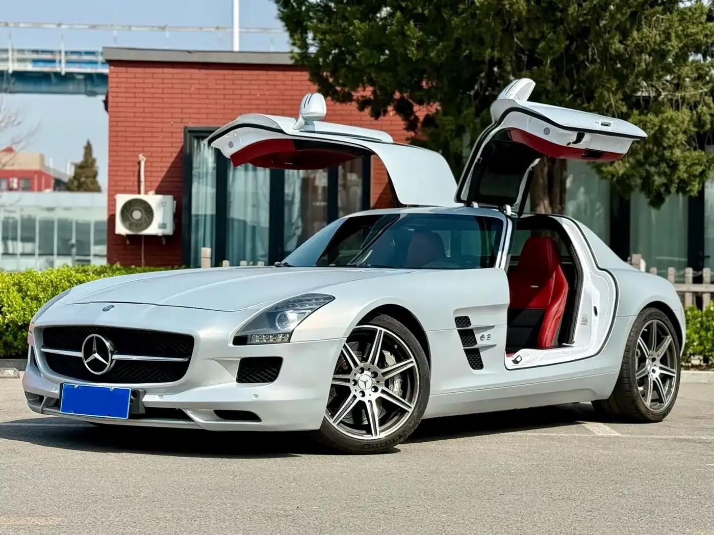 2011 Mercedes-Benz SLS AMG — миниатюра 3