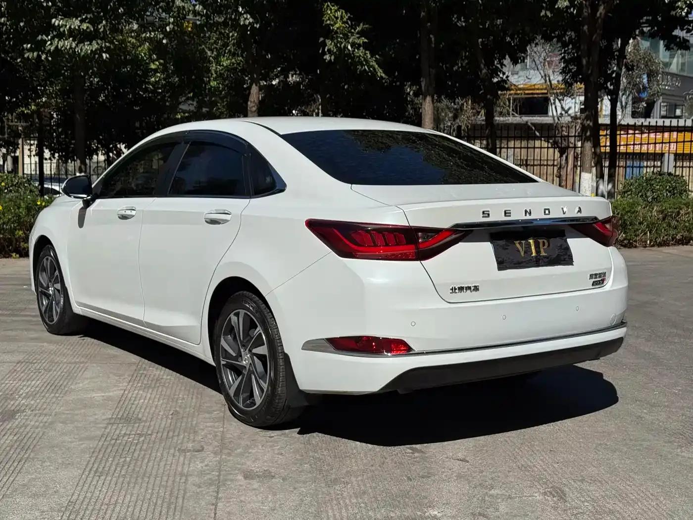 Beijing U7 2019 1.5T Manual Elite Edition (National V Emission Standard) — миниатюра 5