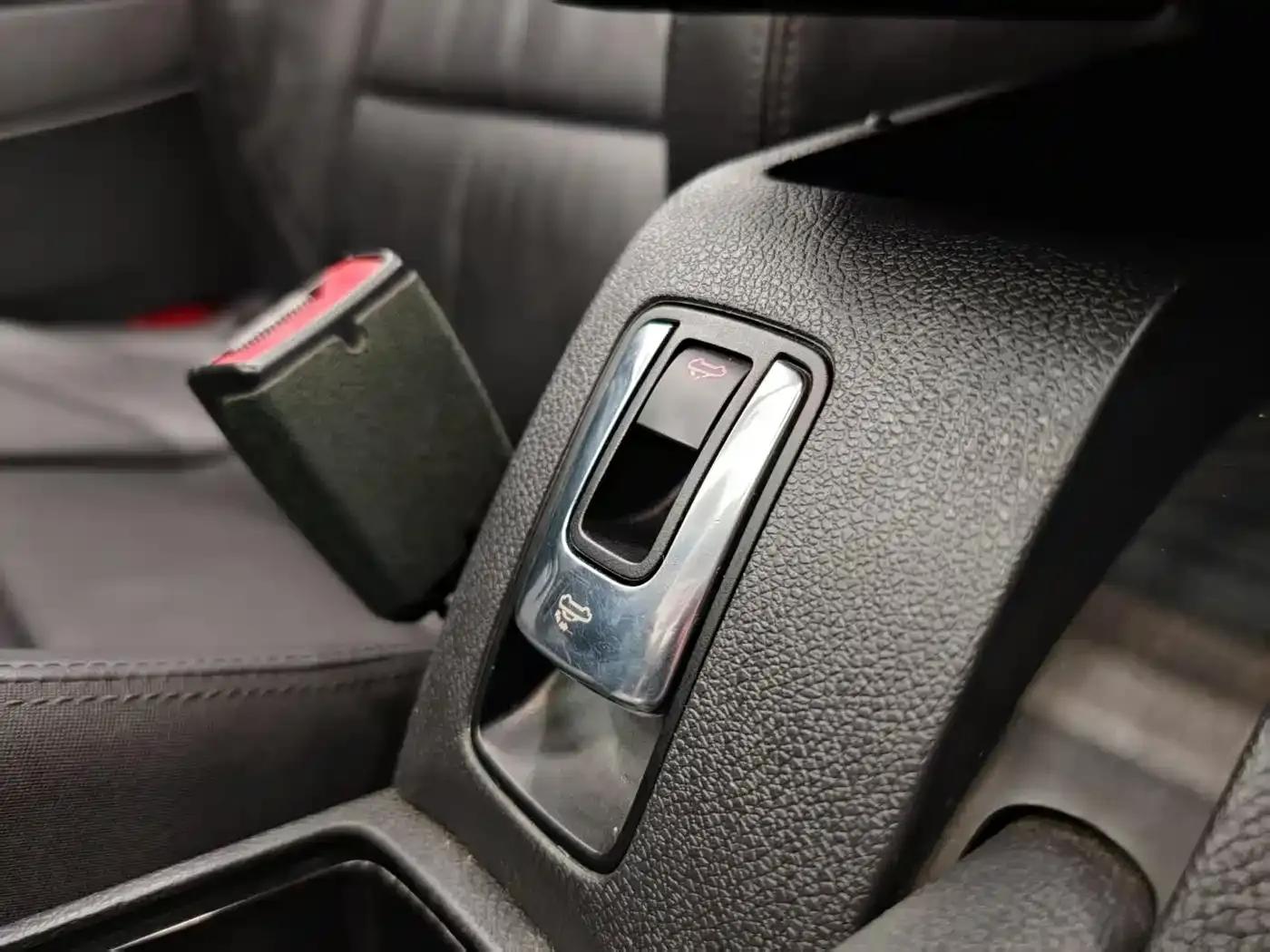 Volkswagen Eos 2010 2.0TSI DSG Luxury Edition — миниатюра 17