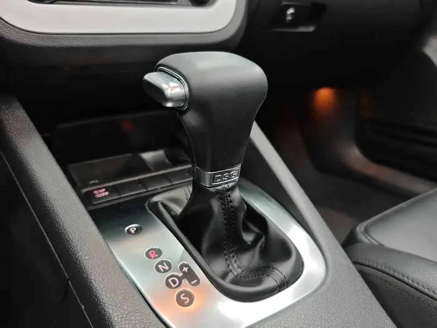 Volkswagen Eos 2010 2.0TSI DSG Luxury Edition — миниатюра 22