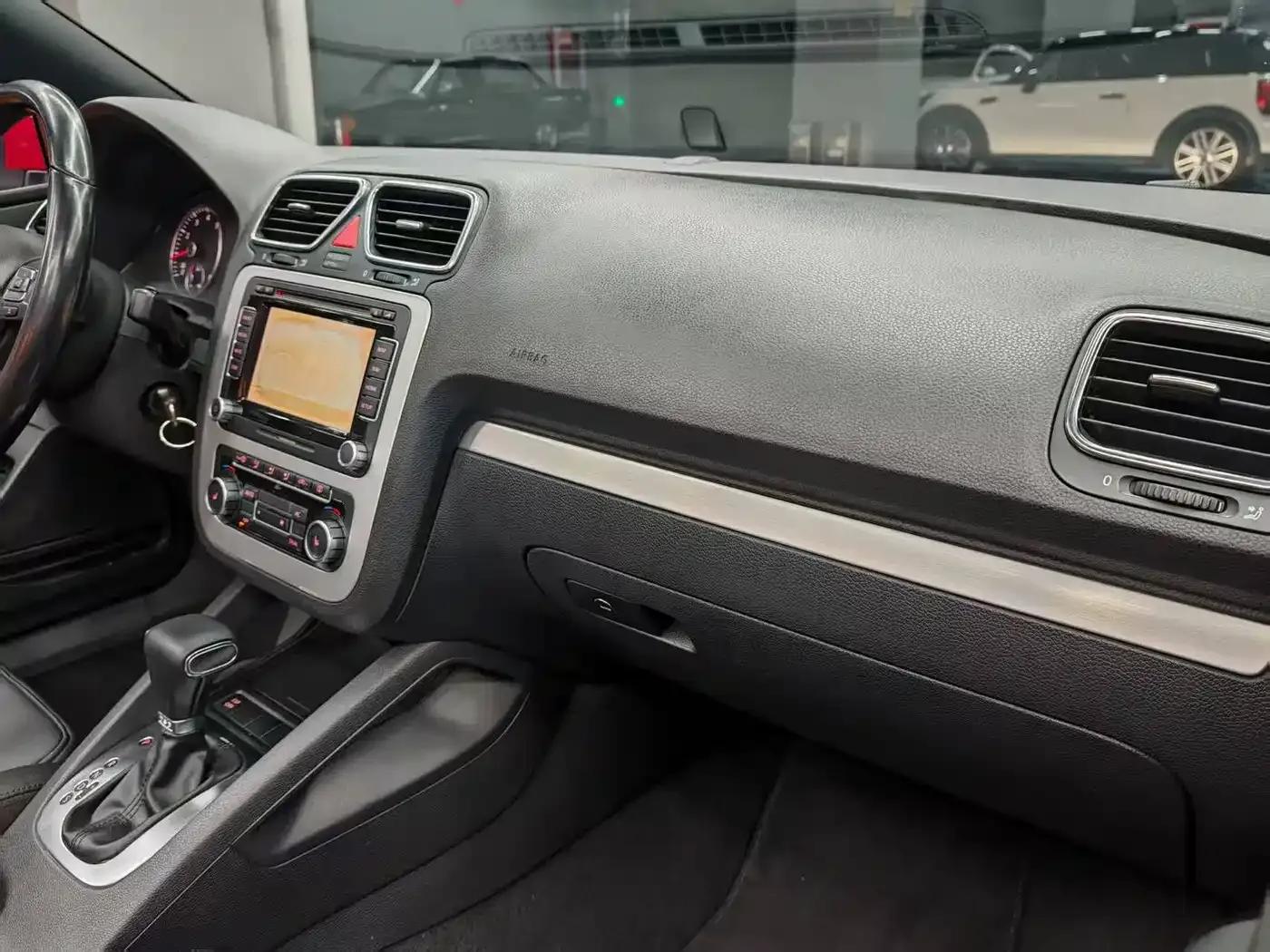 Volkswagen Eos 2010 2.0TSI DSG Luxury Edition — миниатюра 29