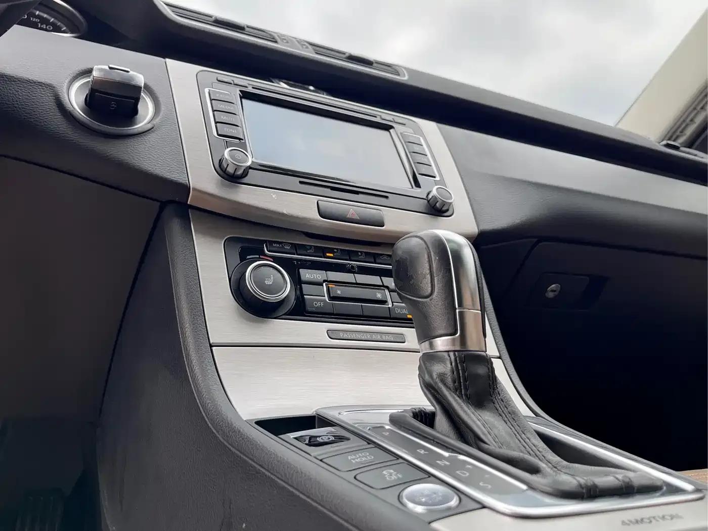 Volkswagen CC 2012 3.6FSI R-Line — миниатюра 15