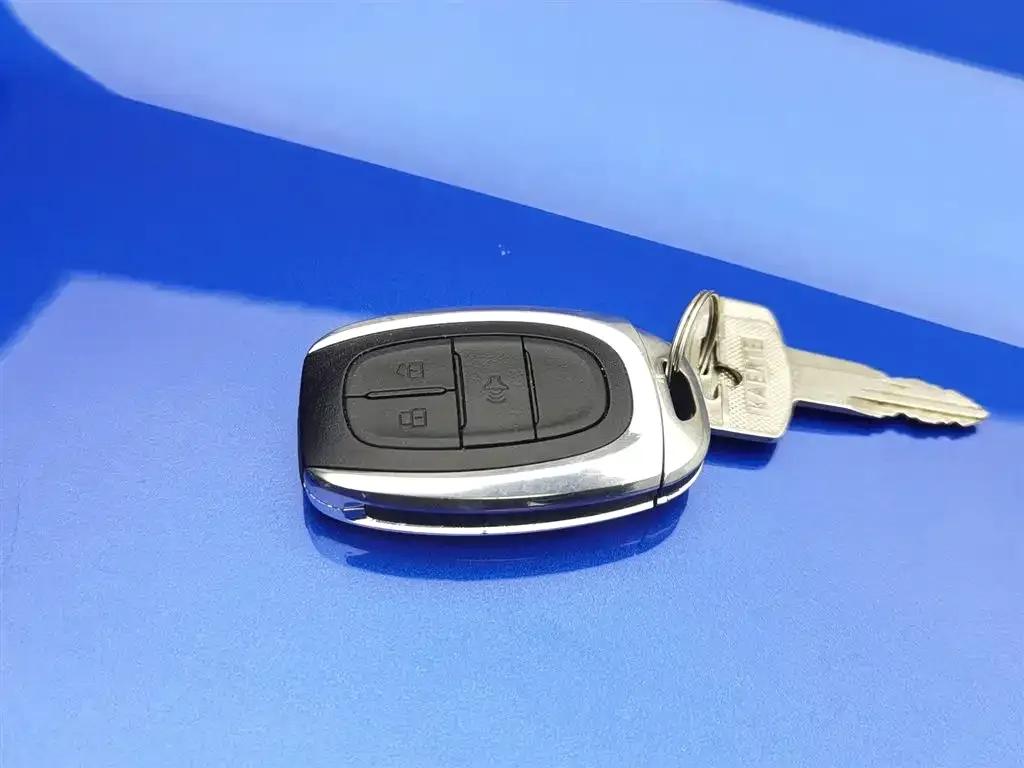 Maxus T70 2022 2.0T Diesel Manual 2WD Australian Version Long Box — миниатюра 19