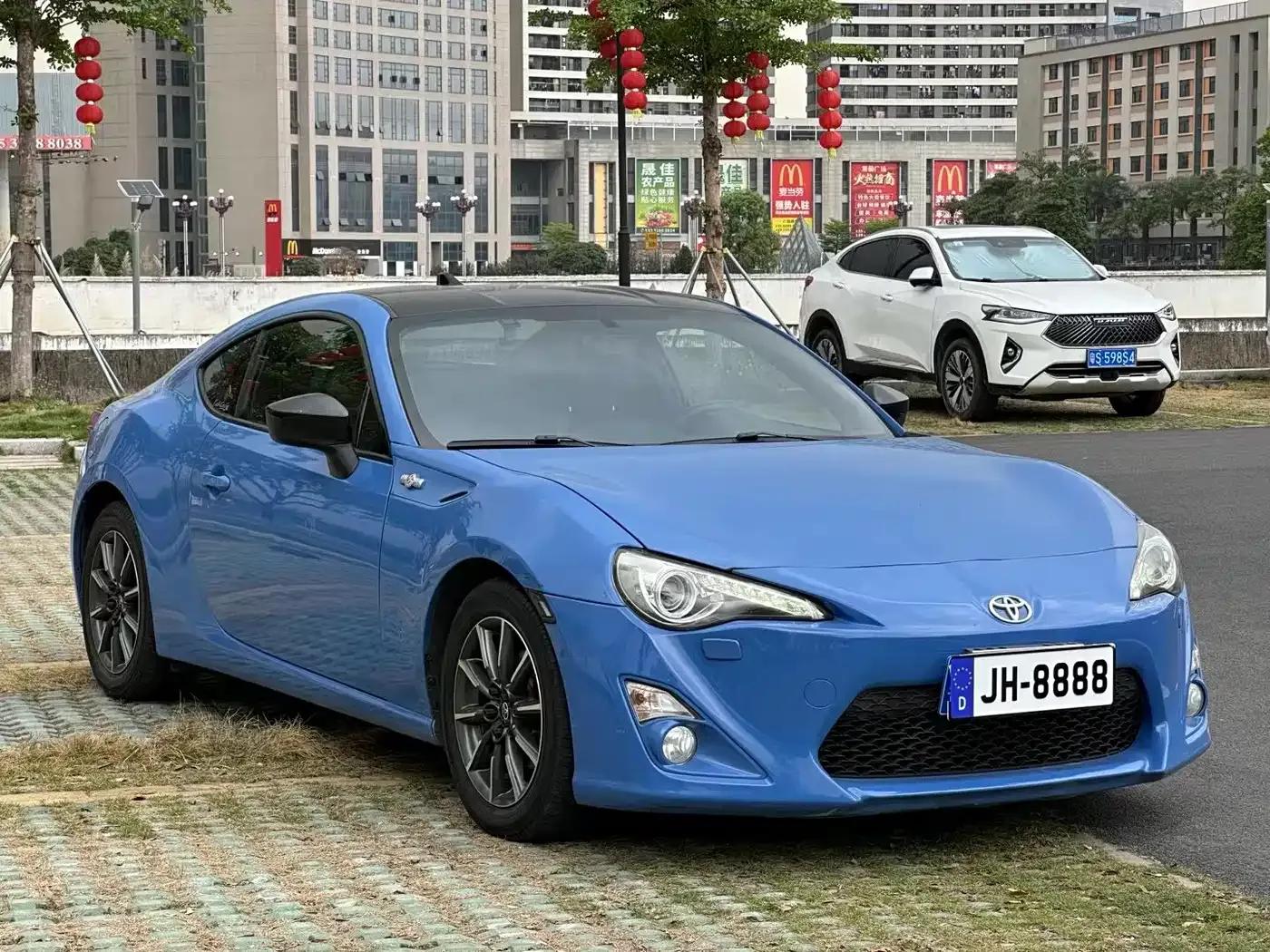 Toyota 86 2014 2.0L Automatic Luxury — миниатюра 1