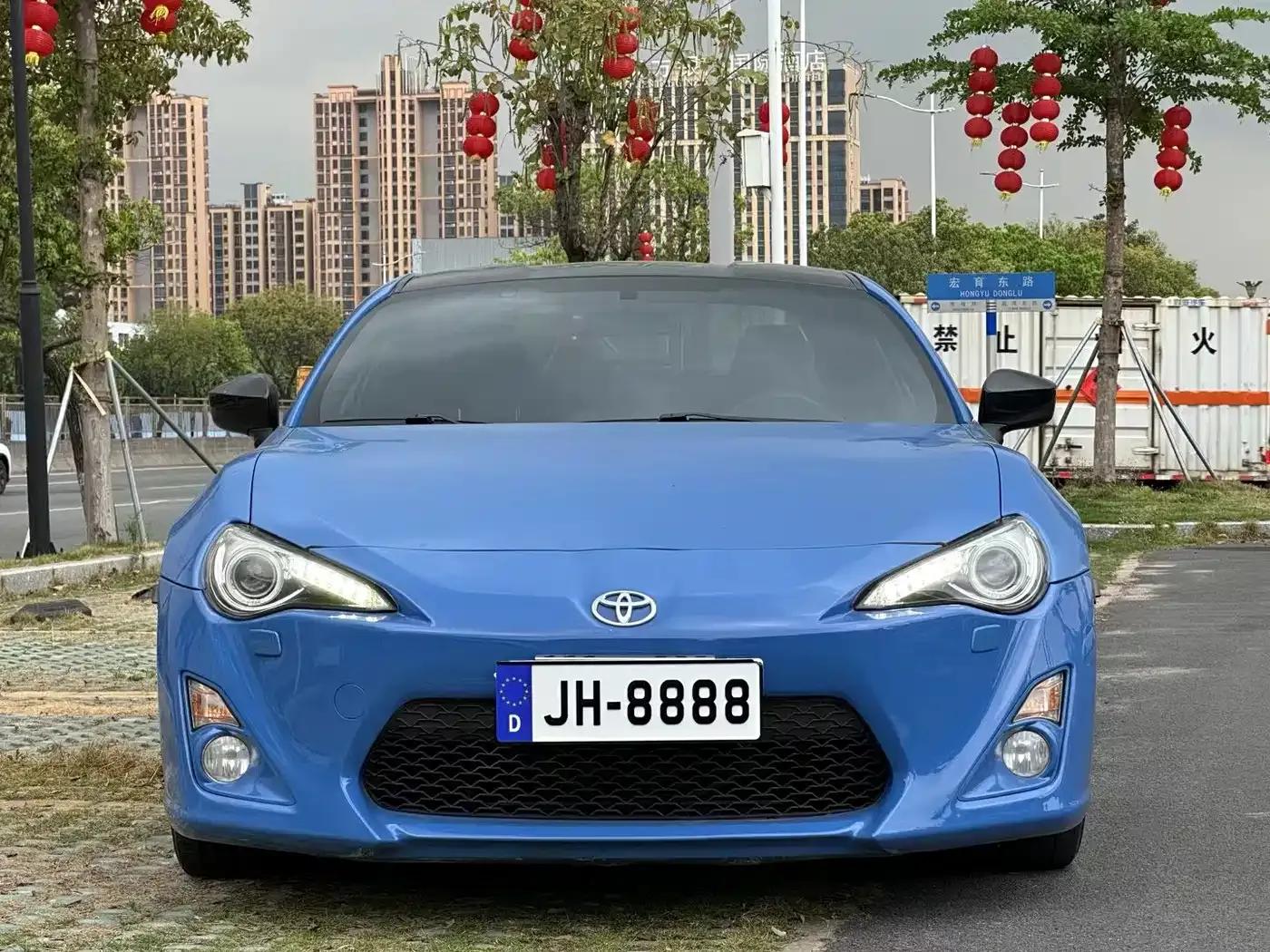 Toyota 86 2014 2.0L Automatic Luxury — миниатюра 2