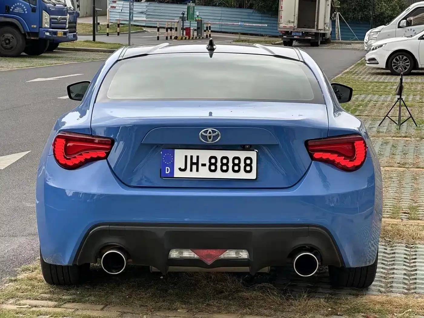 Toyota 86 2014 2.0L Automatic Luxury — миниатюра 8
