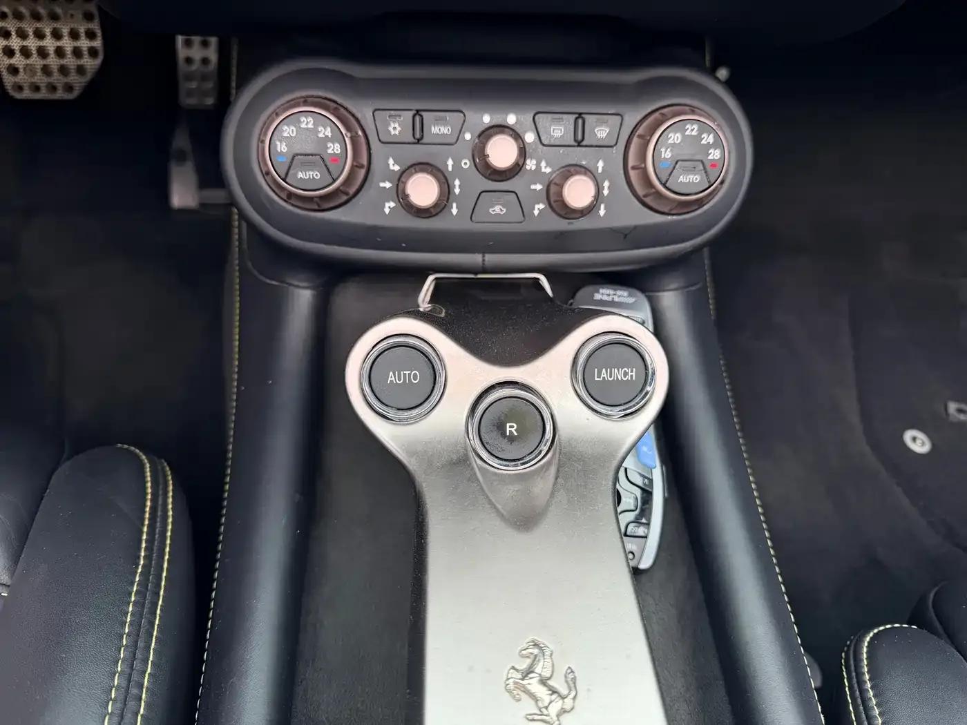 California T 2009 4.3L Standard Model — миниатюра 17
