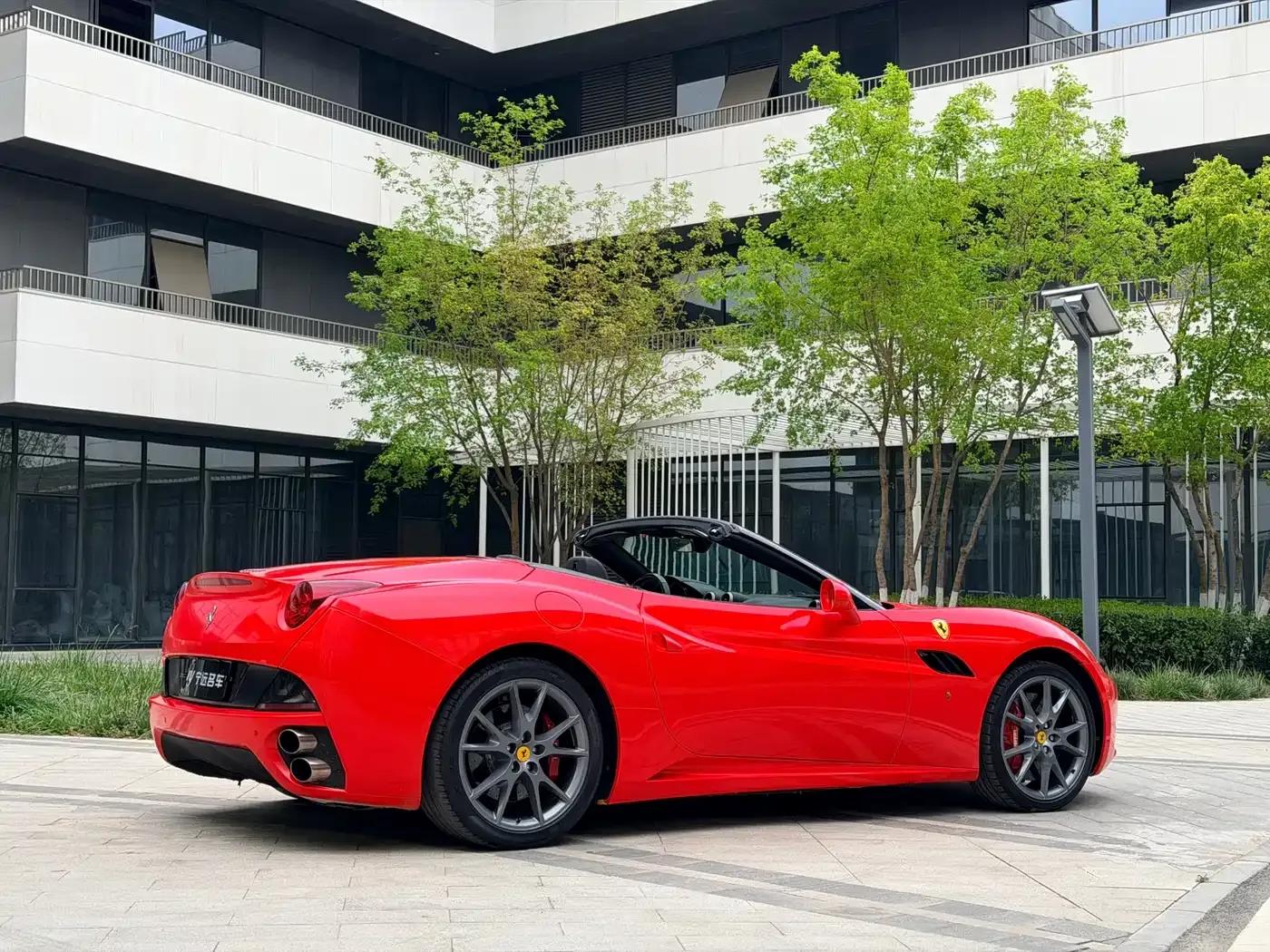 California T 2009 4.3L Standard Model — миниатюра 23