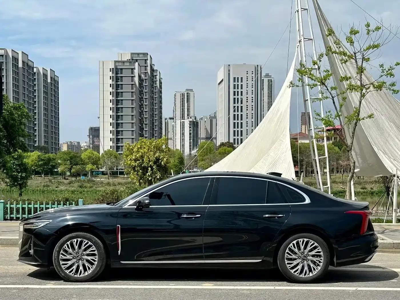 Hongqi H5 2023 2.0T Automatic Intelligent Flagship Edition — миниатюра 3
