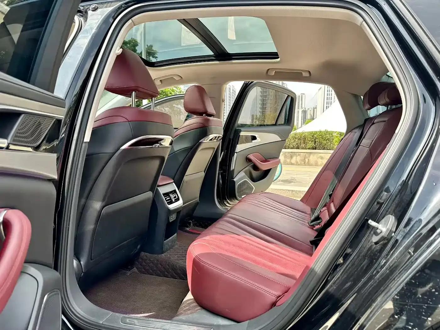 Hongqi H5 2023 2.0T Automatic Intelligent Flagship Edition — миниатюра 7