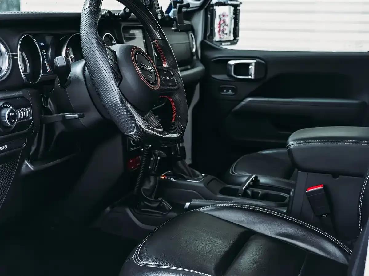 Gladiator 2022 3.6L First Edition — миниатюра 5