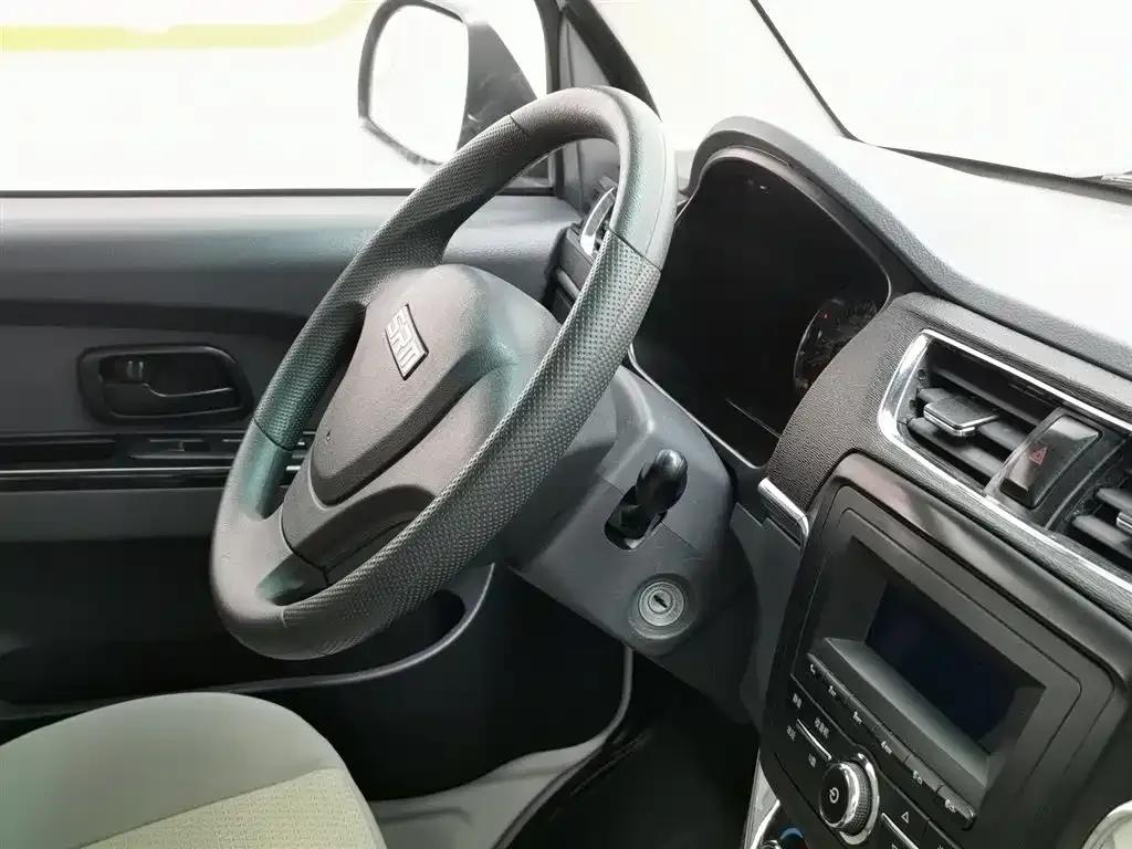Xiaohaishi X30 CNG 2023 Model 1.5L Natural Gas Wealth-Type Van with 2/5 Seats and No Air Conditioning SWCC15M — миниатюра 22