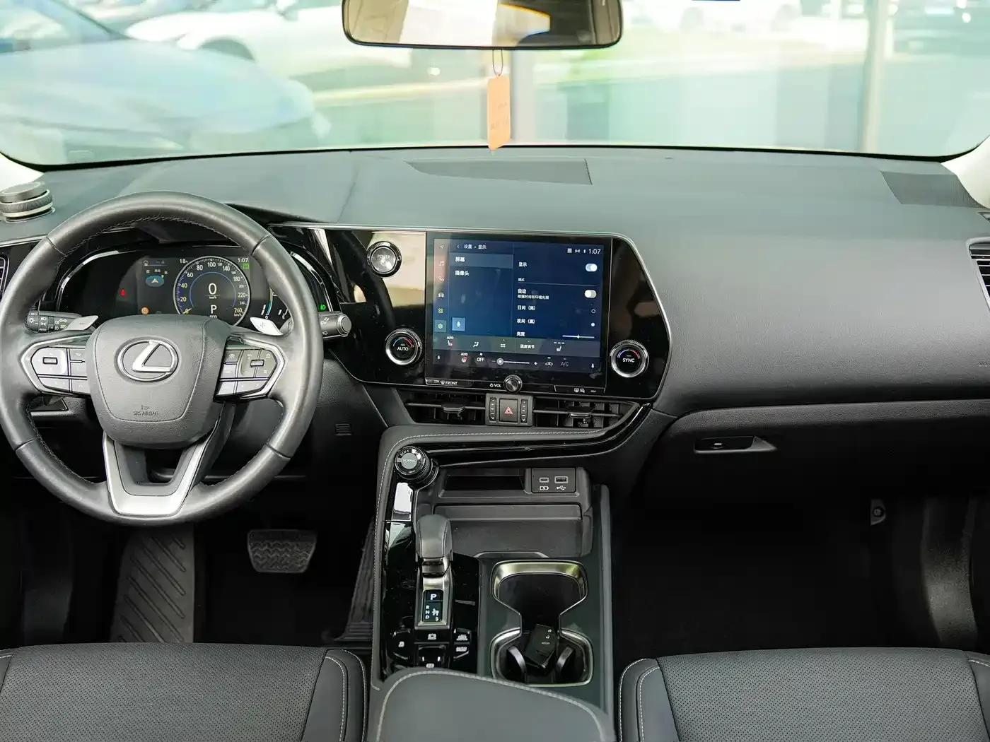 Lexus NX PHEV 2022 400h+ Comfort Edition — миниатюра 16