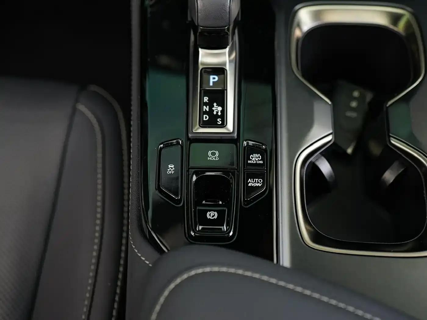 Lexus NX PHEV 2022 400h+ Comfort Edition — миниатюра 19