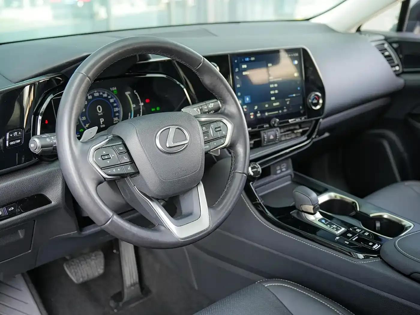 Lexus NX PHEV 2022 400h+ Comfort Edition — миниатюра 9