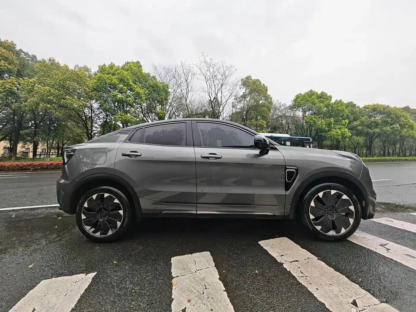 Lynk & Co 05 EM-P 2021 1.5TD PHEV HALO — миниатюра 14