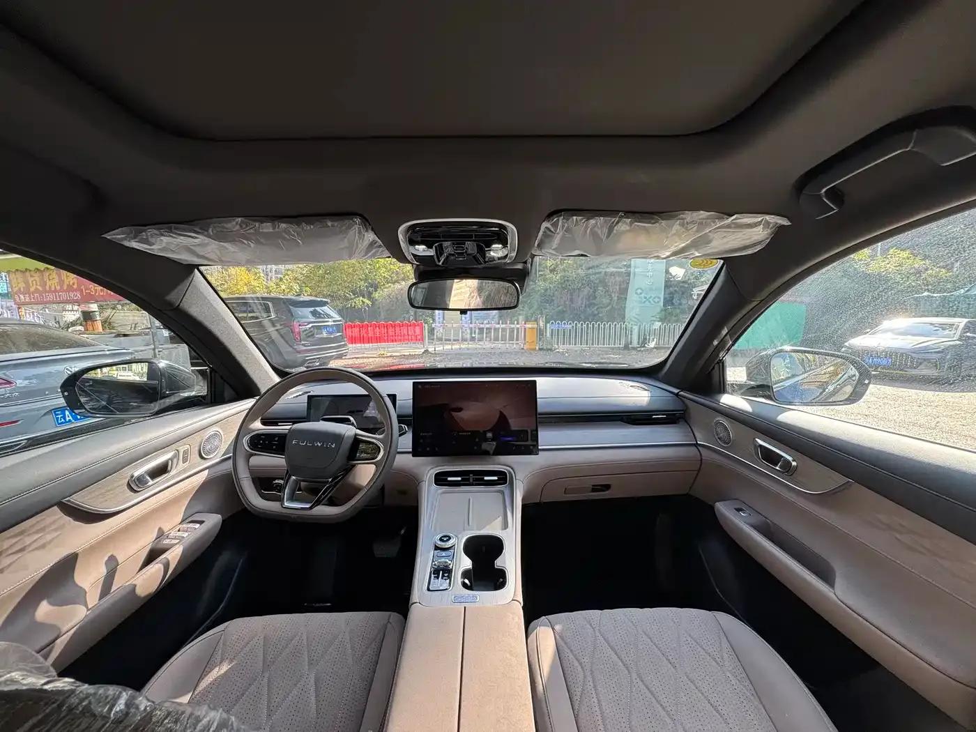 Fengyun T8 2025 1.5T 130km Premium Edition 5-seater — миниатюра 5