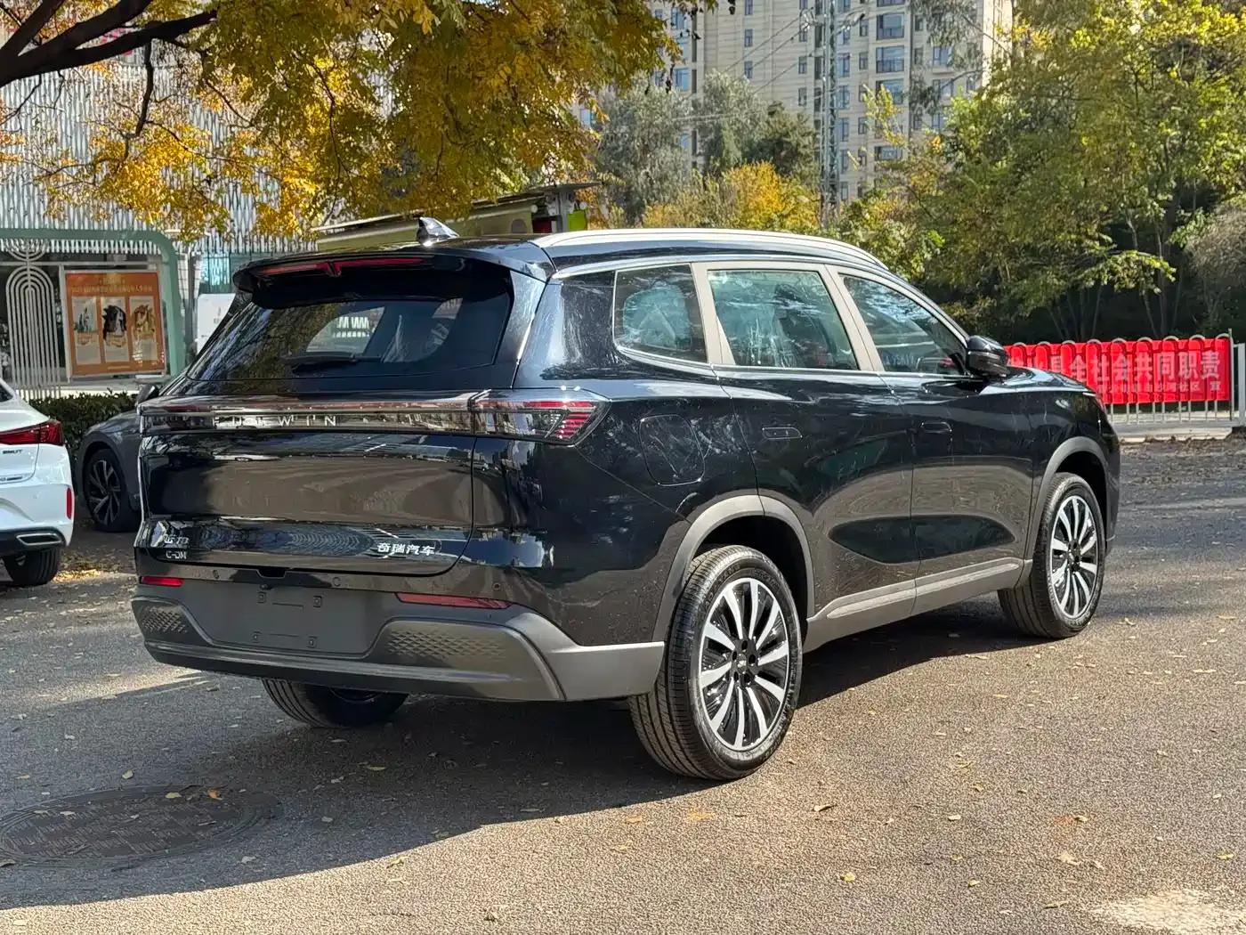 Fengyun T8 2025 1.5T 130km Premium Edition 5-seater — миниатюра 7