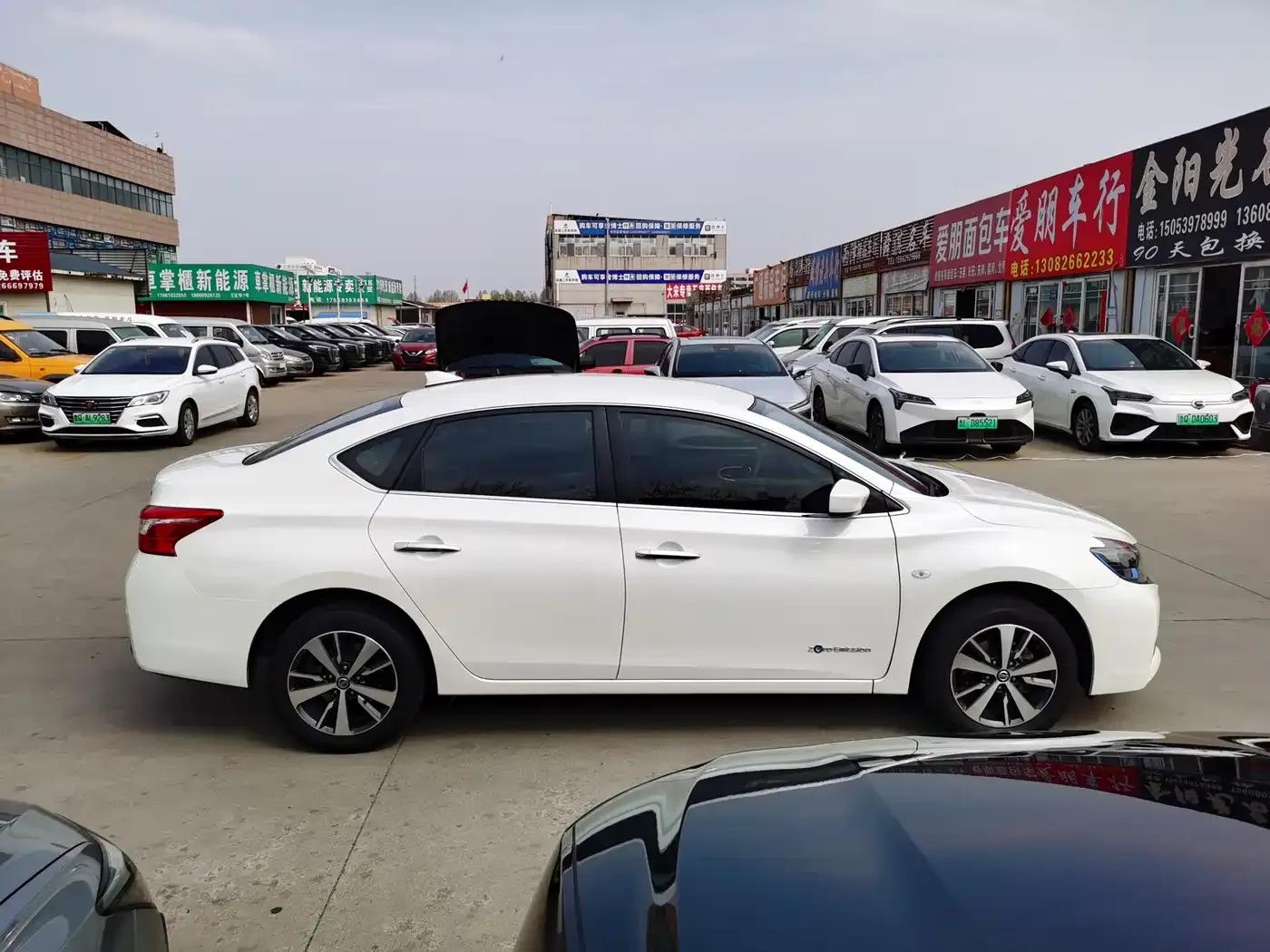 Nissan Sylphy EV 2018 Smart Edition — миниатюра 5