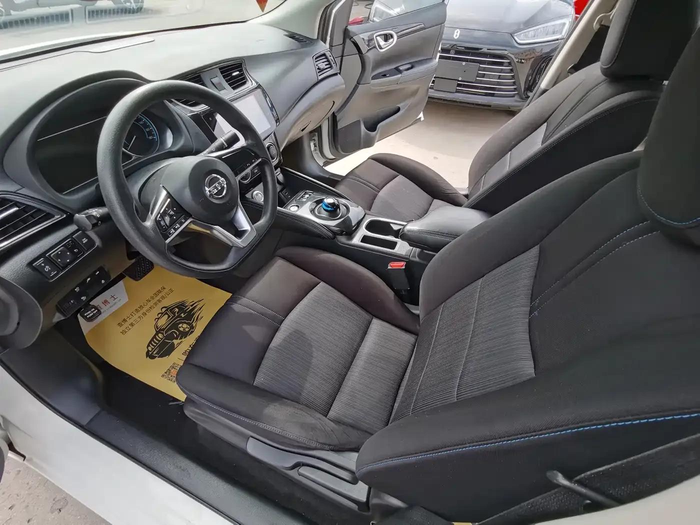Nissan Sylphy EV 2018 Smart Edition — миниатюра 10