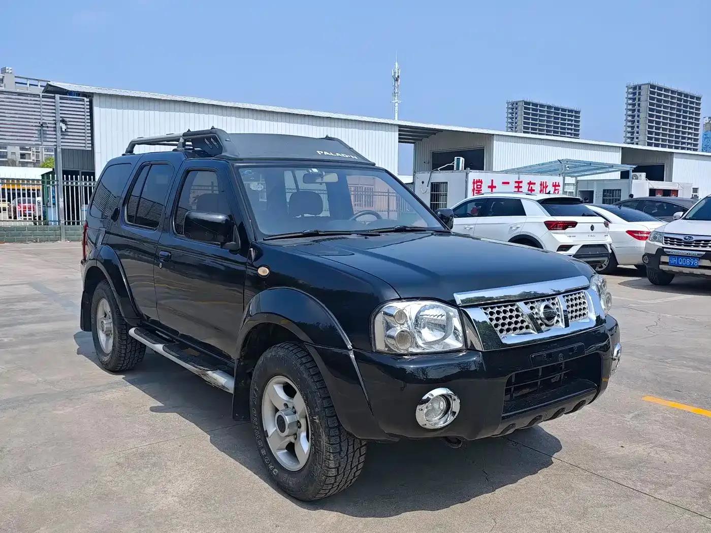 Nissan Paladin 2008 2.4L 2WD Standard Edition — миниатюра 3