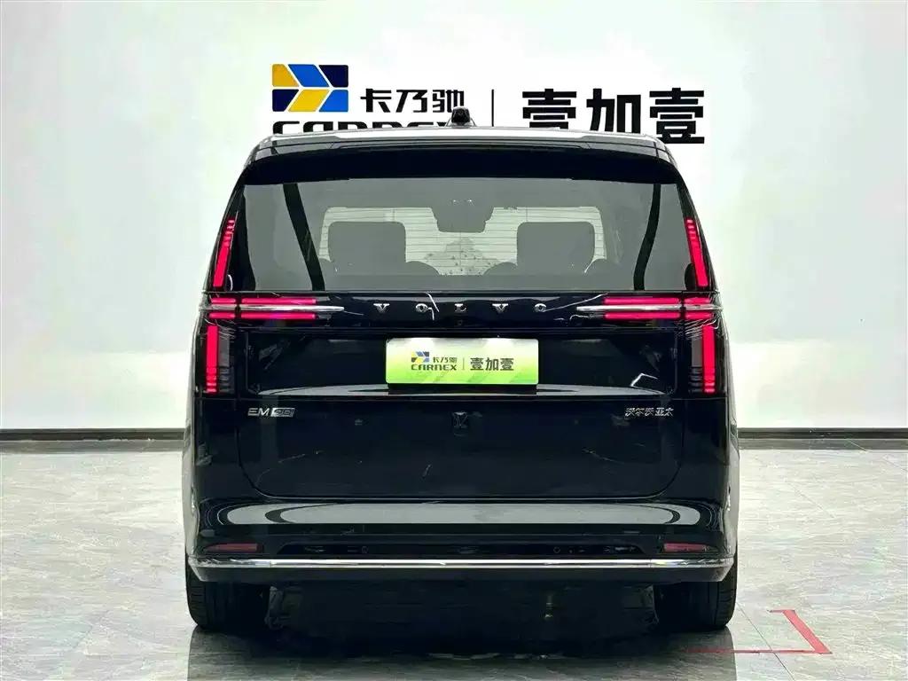 Volvo EM90 2025 Ultra 6-seater — миниатюра 3