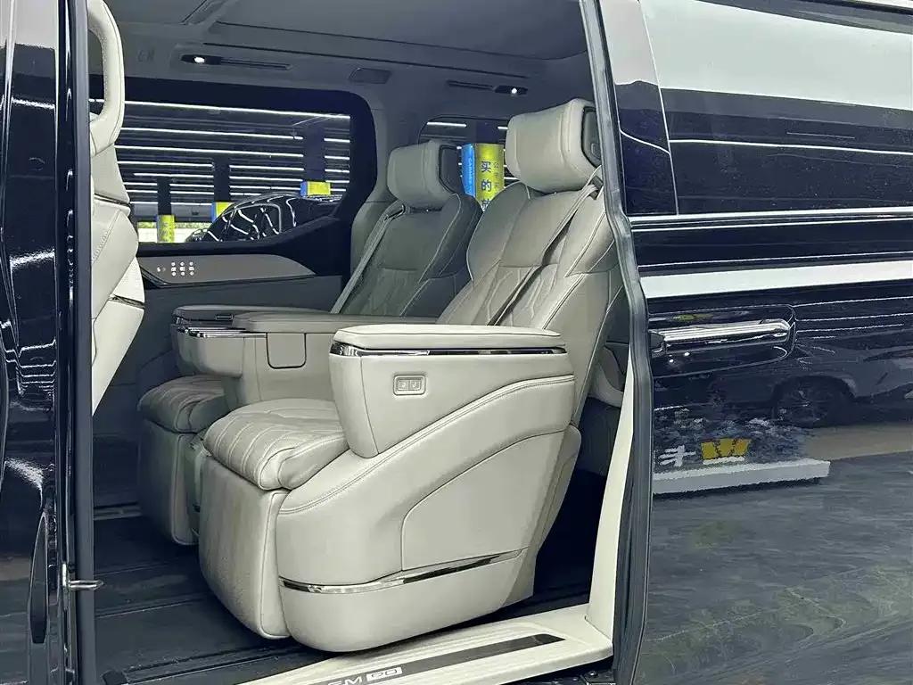 Volvo EM90 2025 Ultra 6-seater — миниатюра 8