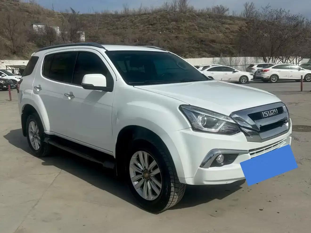 2020 mu-X Ranger 1.9T Diesel Automatic 4WD Sporty Edition 5-Seater (China VI Emission Standard) — миниатюра 1