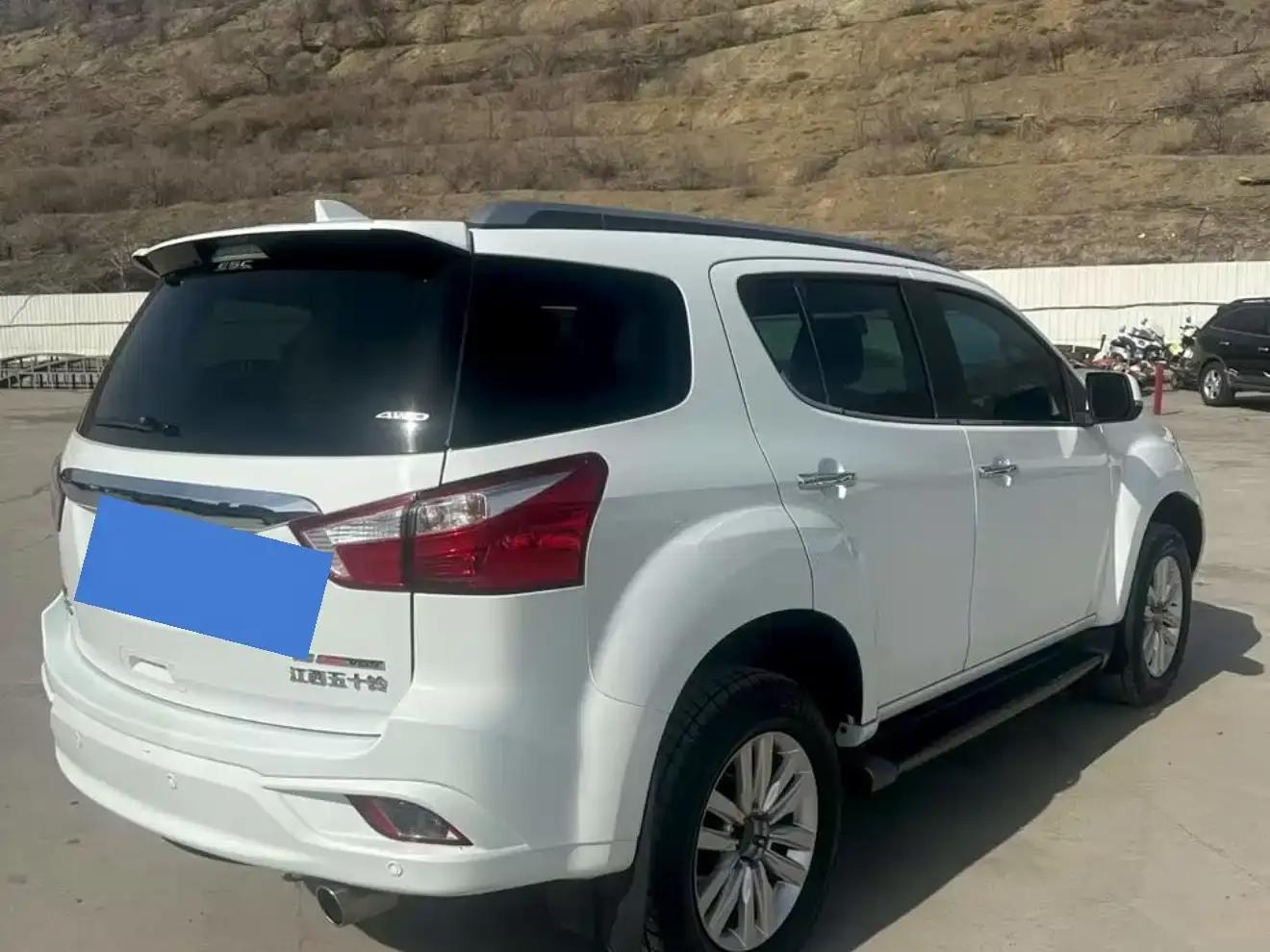 2020 mu-X Ranger 1.9T Diesel Automatic 4WD Sporty Edition 5-Seater (China VI Emission Standard) — миниатюра 4