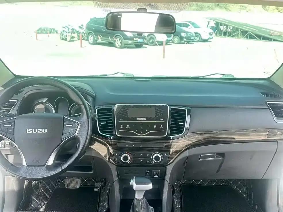 2020 mu-X Ranger 1.9T Diesel Automatic 4WD Sporty Edition 5-Seater (China VI Emission Standard) — миниатюра 8