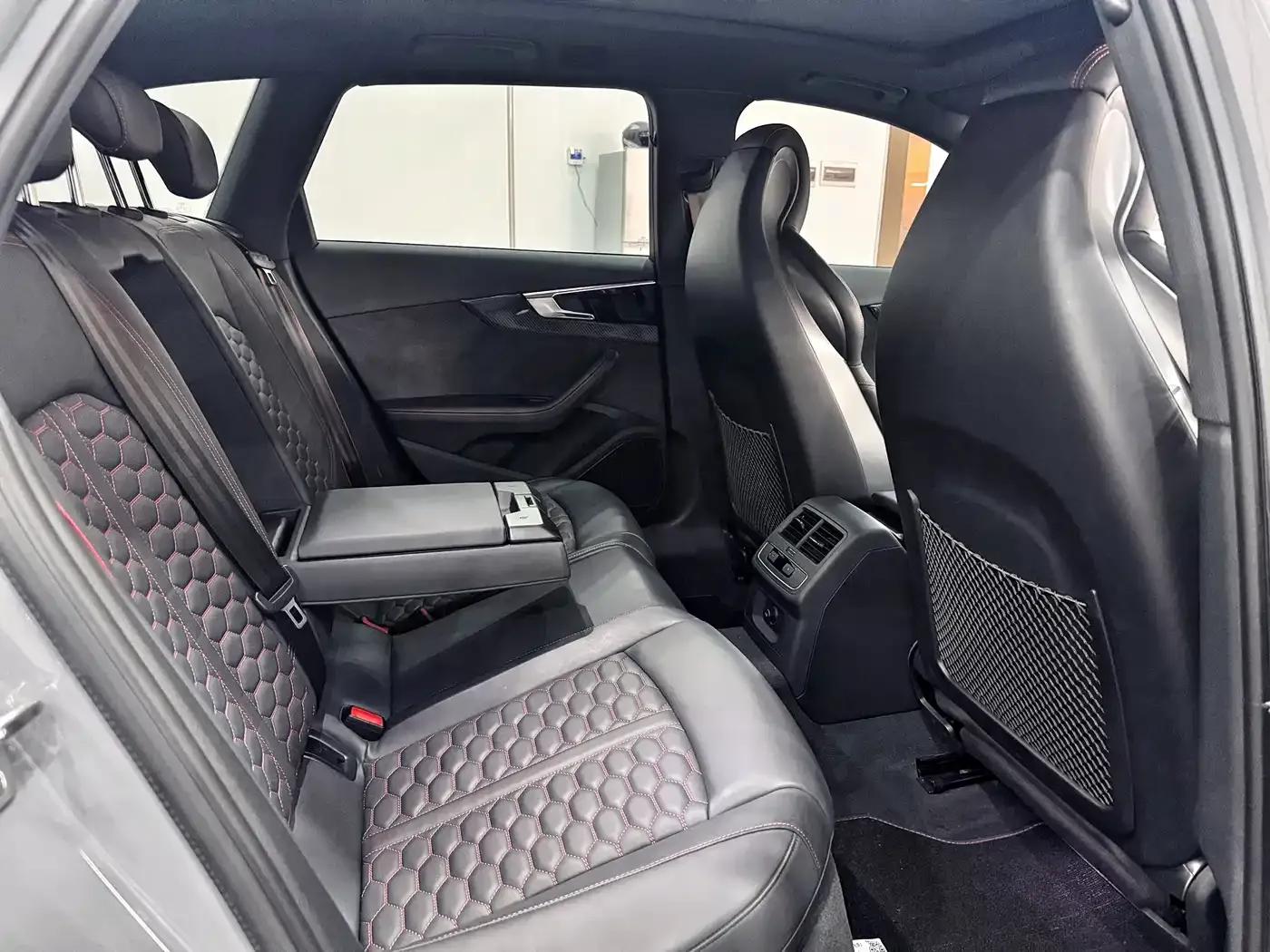 2024 Audi RS 4 RS4 Avant Sport Edition — миниатюра 11