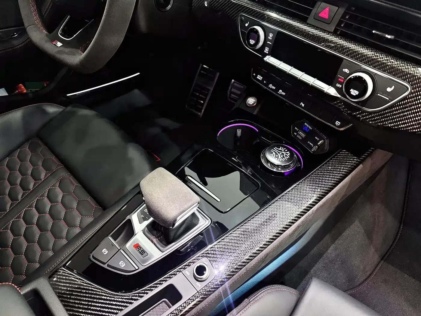 2024 Audi RS 4 RS4 Avant Sport Edition — миниатюра 18